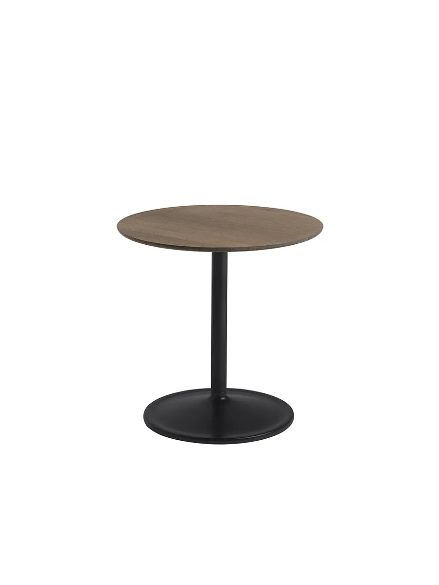 Soft Side Table, Ø48/H48 fra Muuto - Dark Oiled Oak - Jacobsen Plus