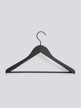Soft Coat Hanger 4 stk. fra Hay - Wide w. bar / Sort - Jacobsen Plus