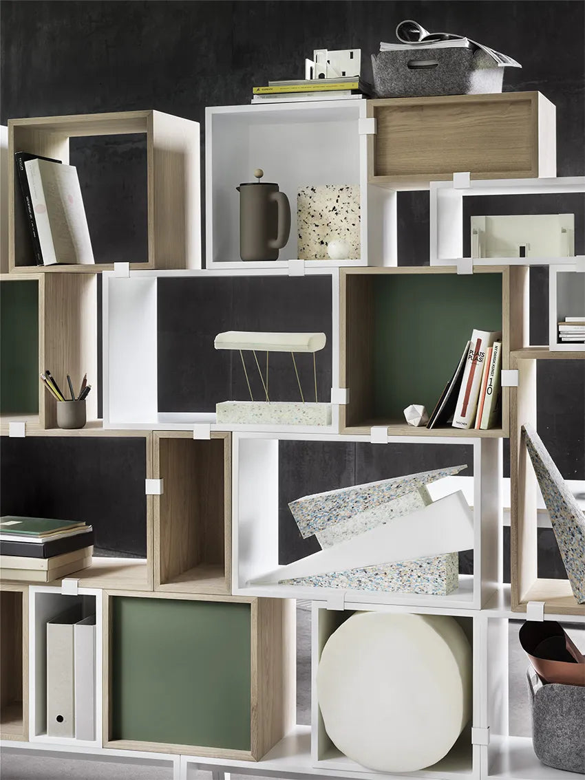Stacked Reol, medium fra Muuto