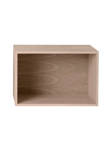 Stacked Reol, large fra Muuto - Eg / Lukket (med ryg) - Jacobsen Plus