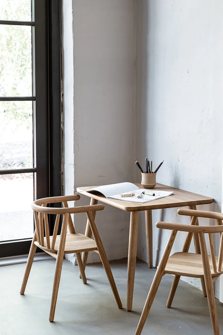 Storm Børnestol, eg fra Oaklings