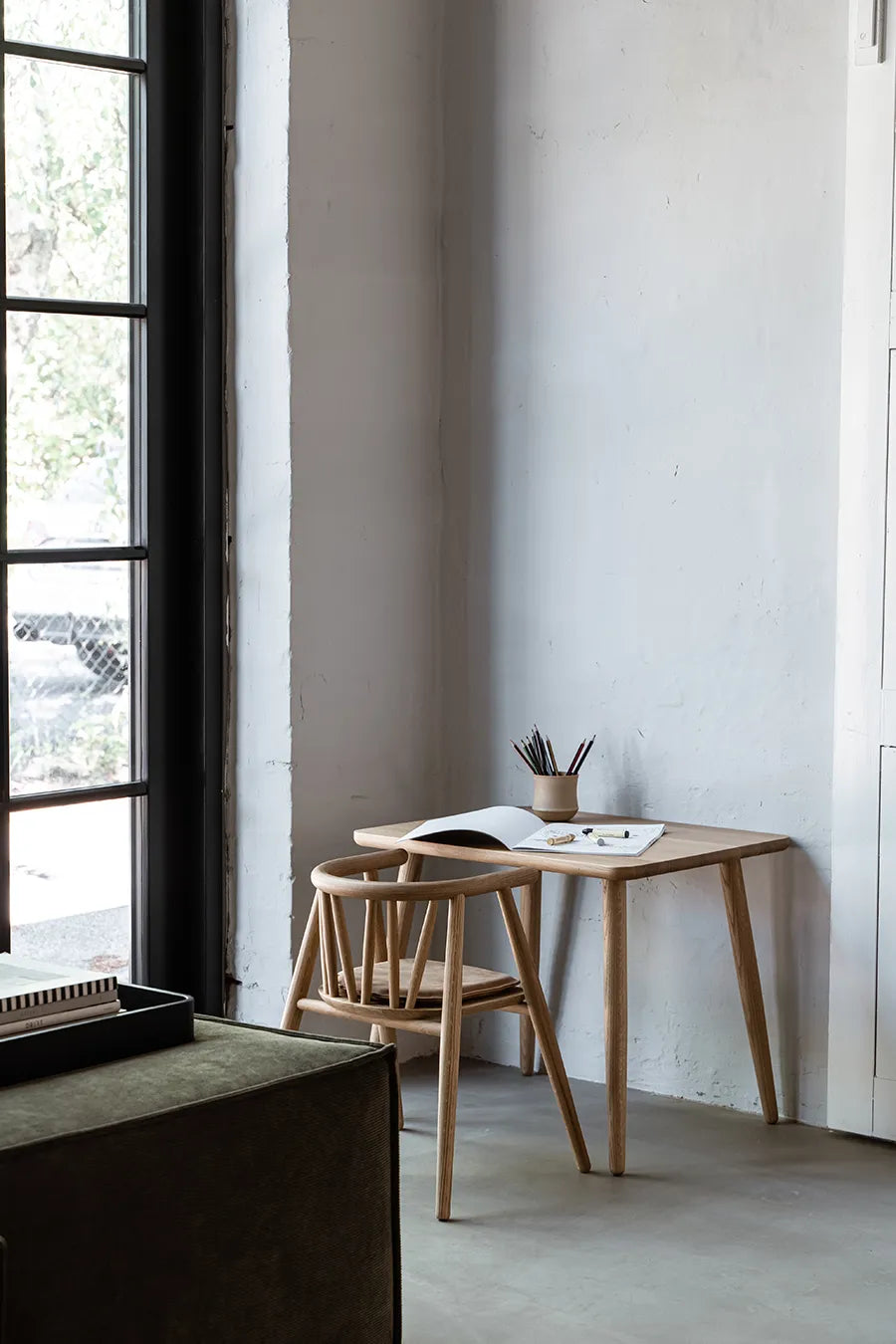 Storm Børnestol, eg fra Oaklings