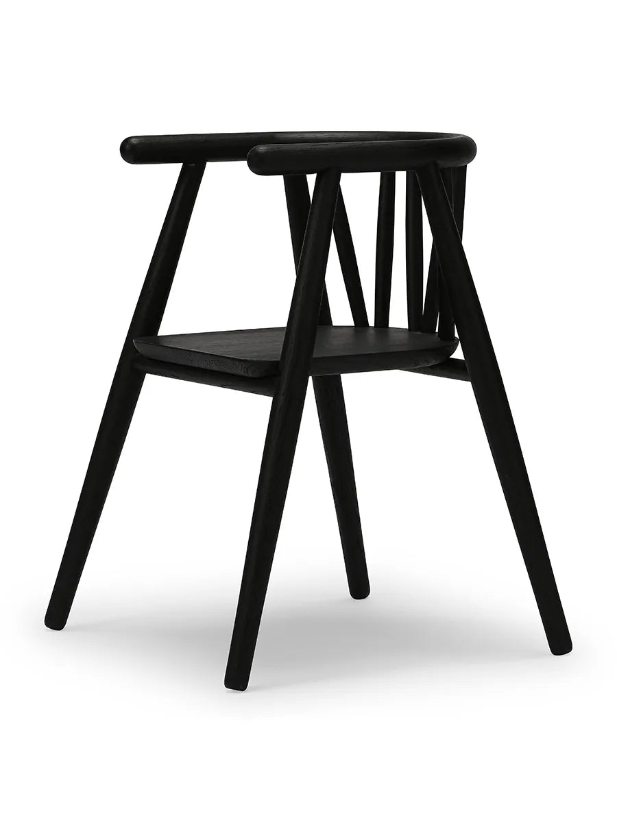 Storm Børnestol, sortlakeret eg fra Oaklings