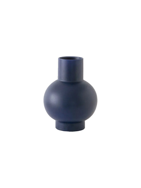 Strøm Vase, blue fra raawii - Small - Jacobsen Plus