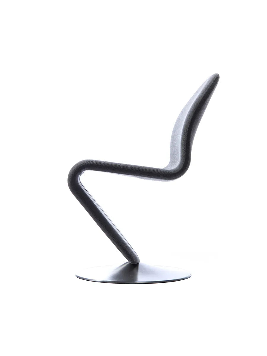 System 1-2-3 spisestol af Verner Panton