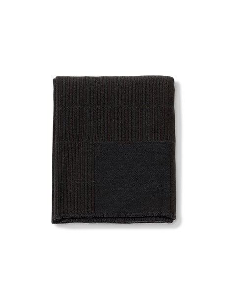 Grid Throw fra Fredericia Furniture - Sort - Jacobsen Plus
