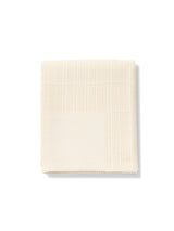 Grid Throw fra Fredericia Furniture - Off-white - Jacobsen Plus