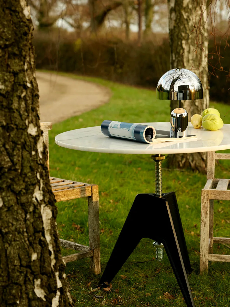 Bell Portable Bordlampe, silver fra Tom Dixon