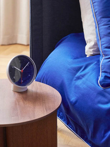 Table Clock fra Hay - Black - Jacobsen Plus