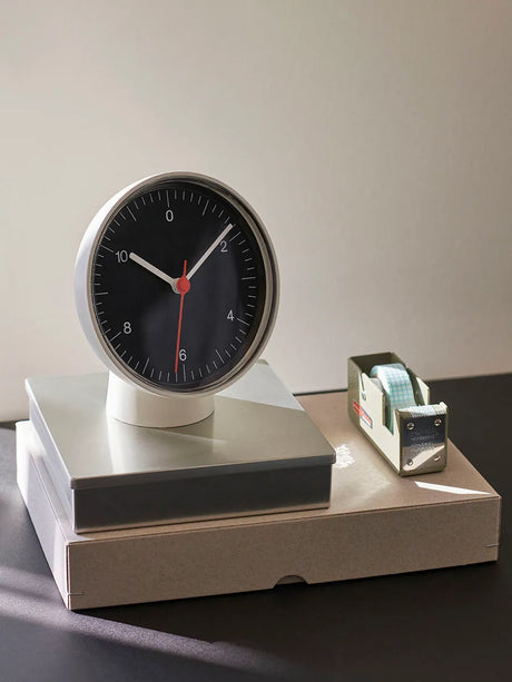 Table Clock fra Hay - 2 - Jacobsen Plus