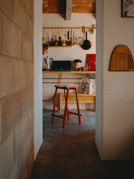 Taburete 8 Bar Stool, low fra Hay - Signal Red - Jacobsen Plus