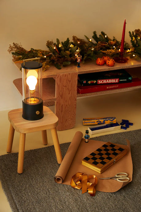 The Muse Portable Lampe, Hackles Black fra Tala - 2 - Jacobsen Plus