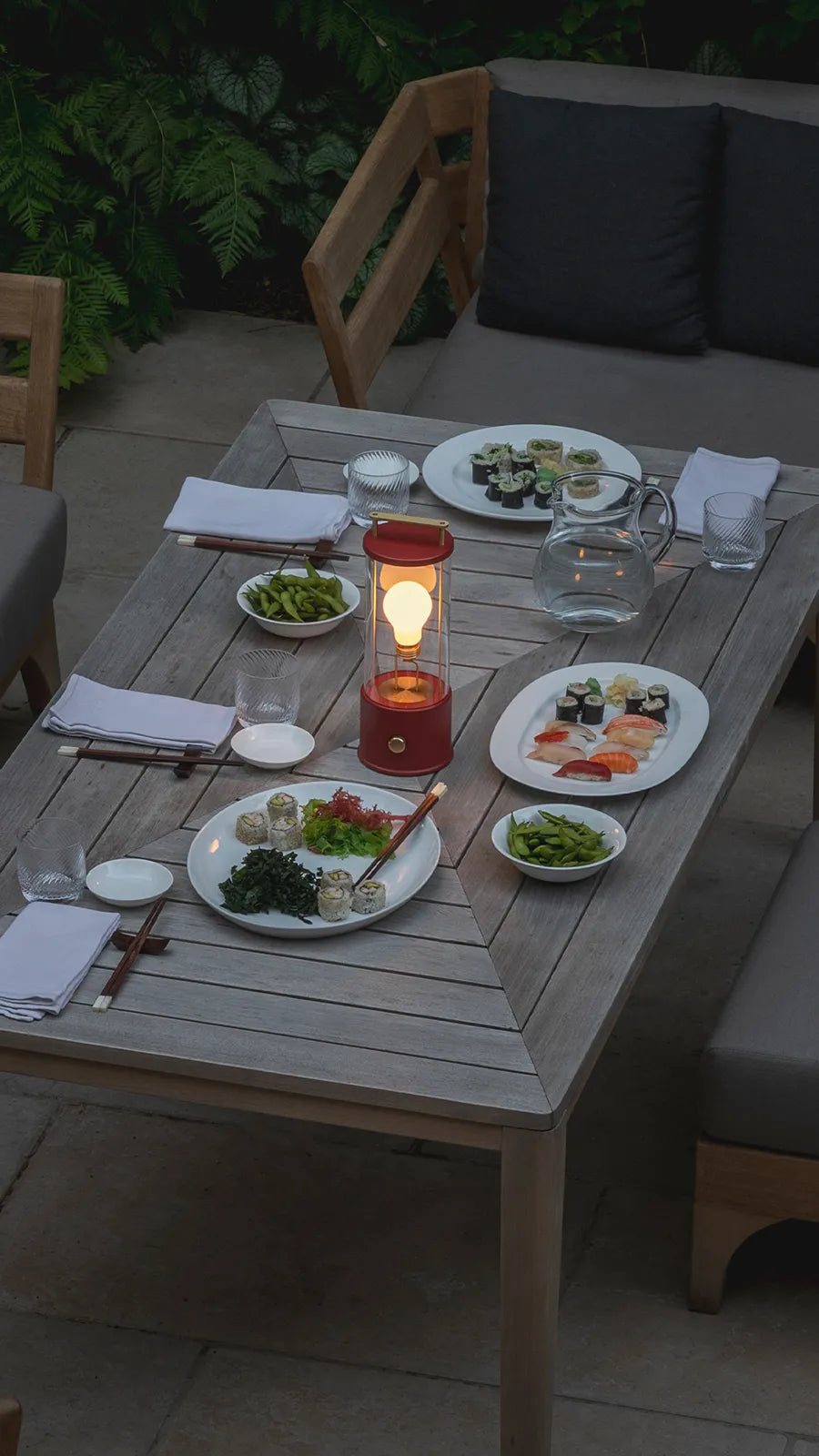 The Muse Portable Lampe, Pomona Red fra Tala