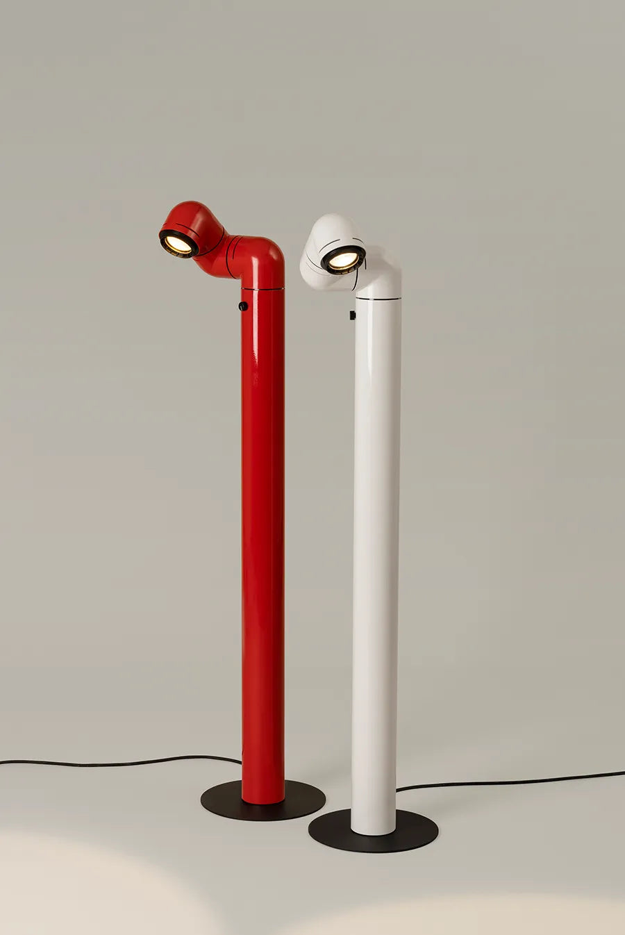 Tatu Alta Gulvlampe, white grey fra Santa and Cole - 7 - Jacobsen Plus