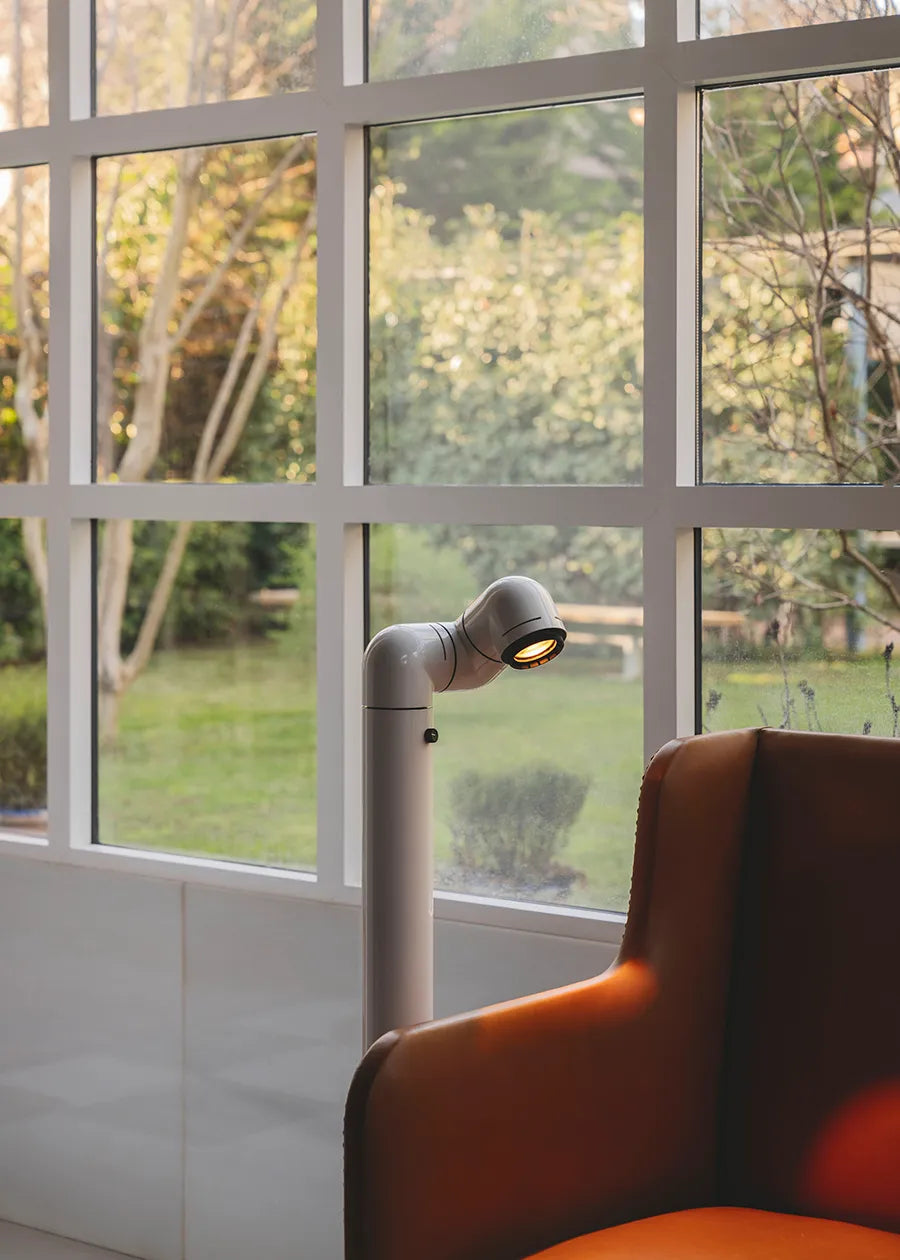 Tatu Alta Gulvlampe, white grey fra Santa and Cole - 3 - Jacobsen Plus