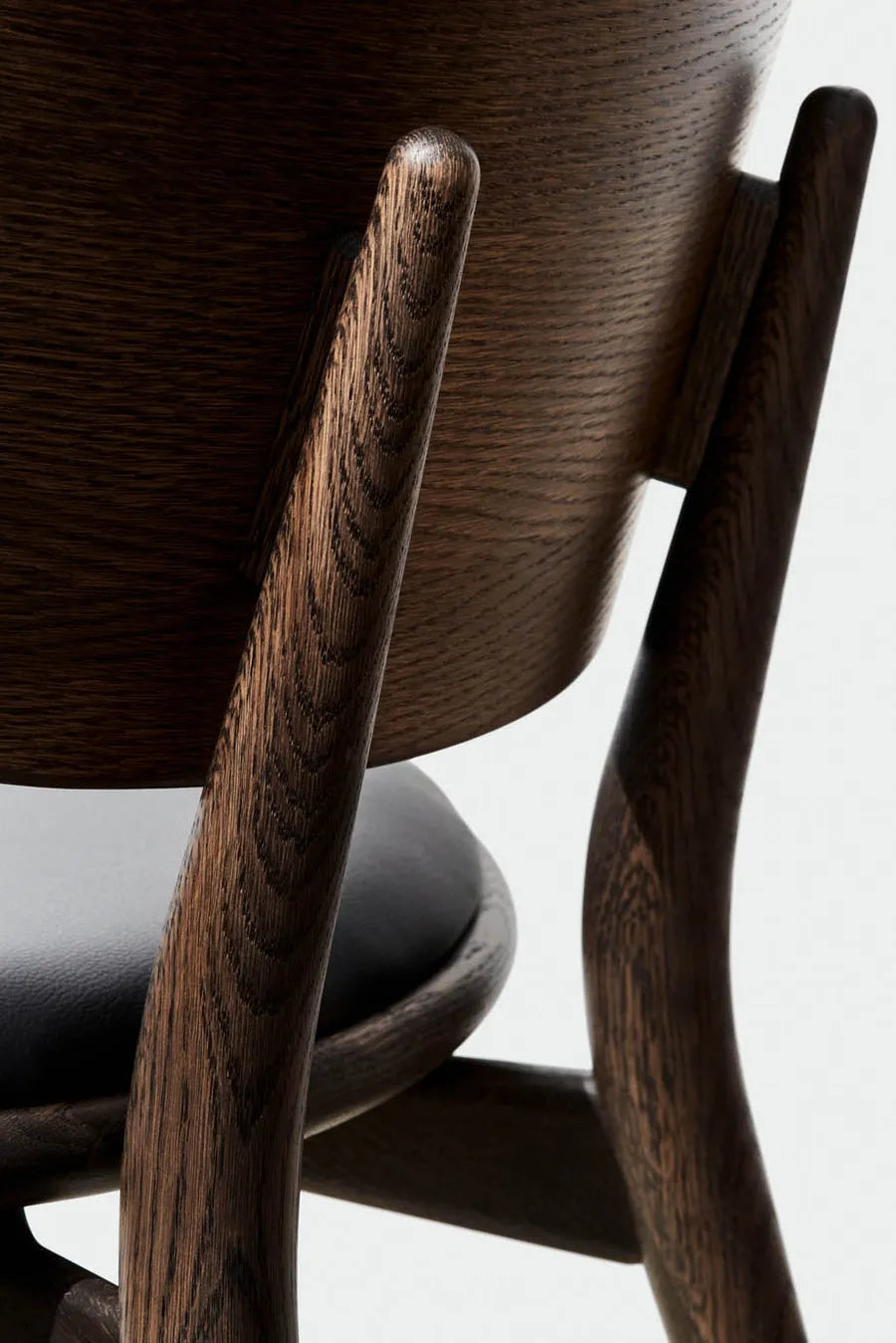 The Dining Chair fra Mater - 5 - Jacobsen Plus