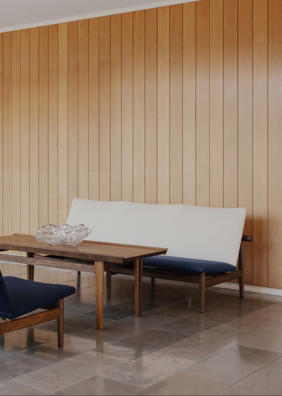Japan 3 pers. sofa, valnød af Finn Juhl