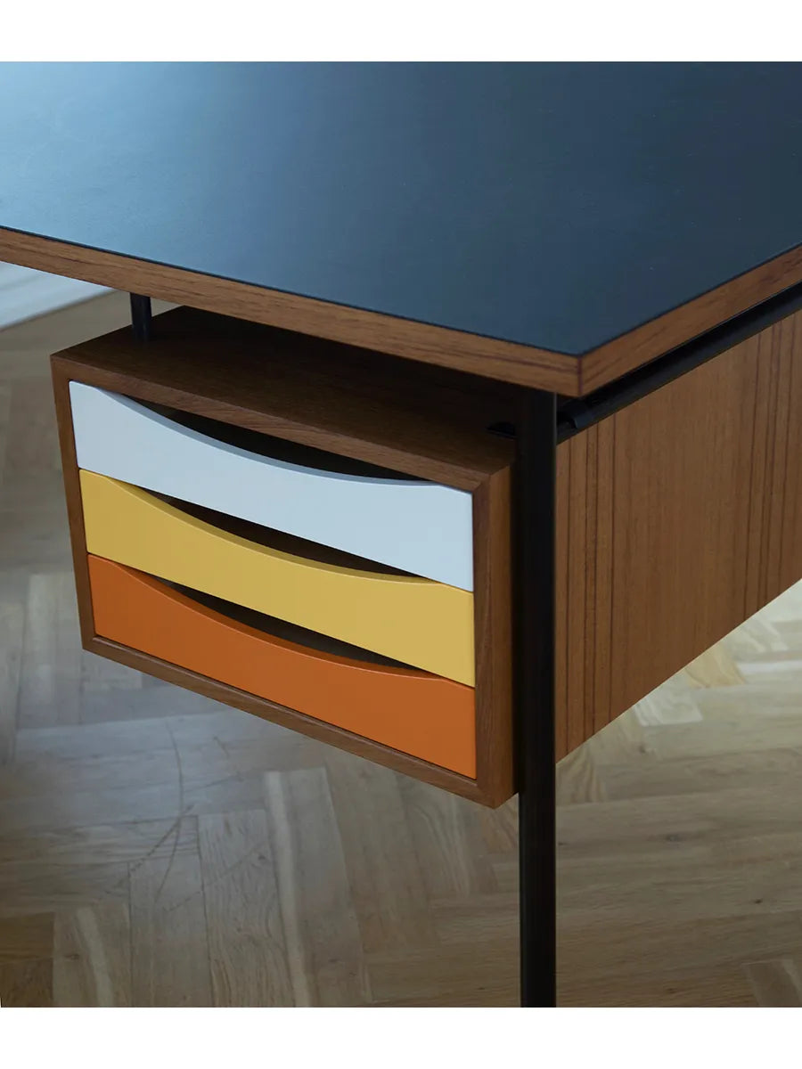 Nyhavn Skrivebord m. Skuffekassette af Finn Juhl