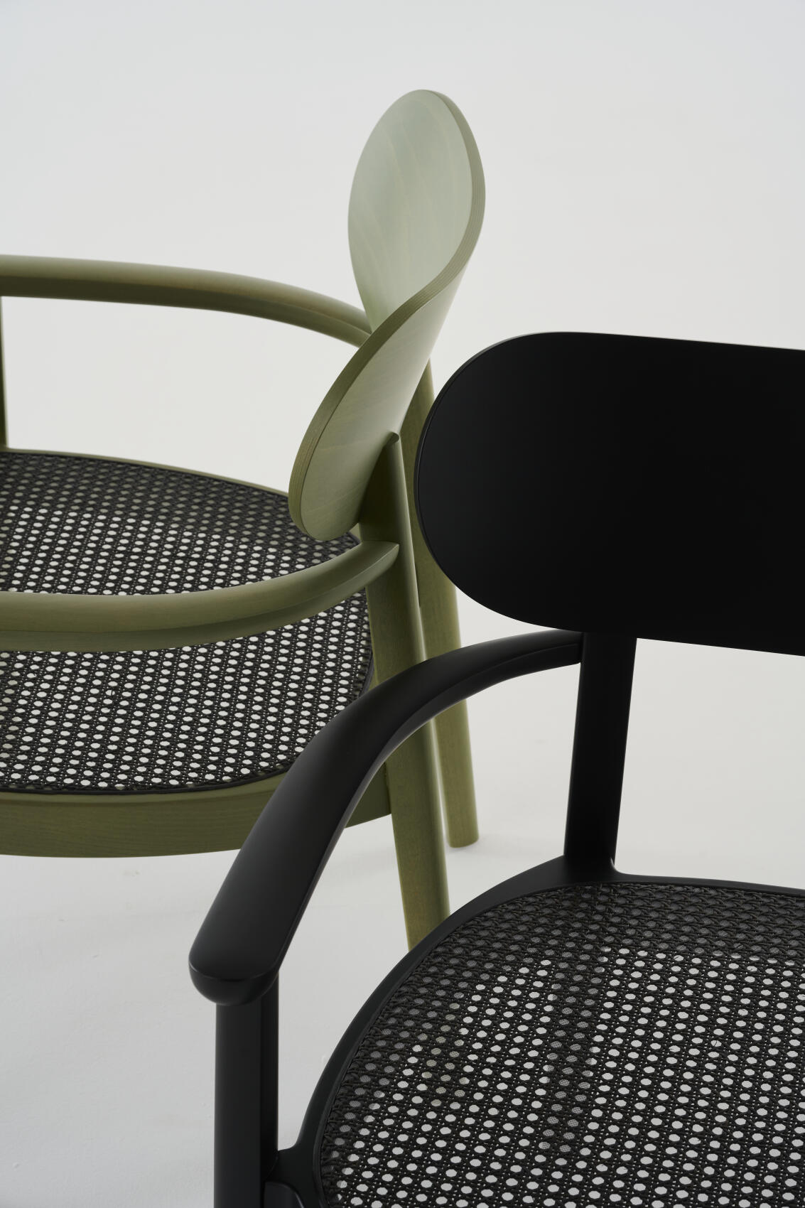 119 F lænestol fra Thonet - 10 - Jacobsen Plus