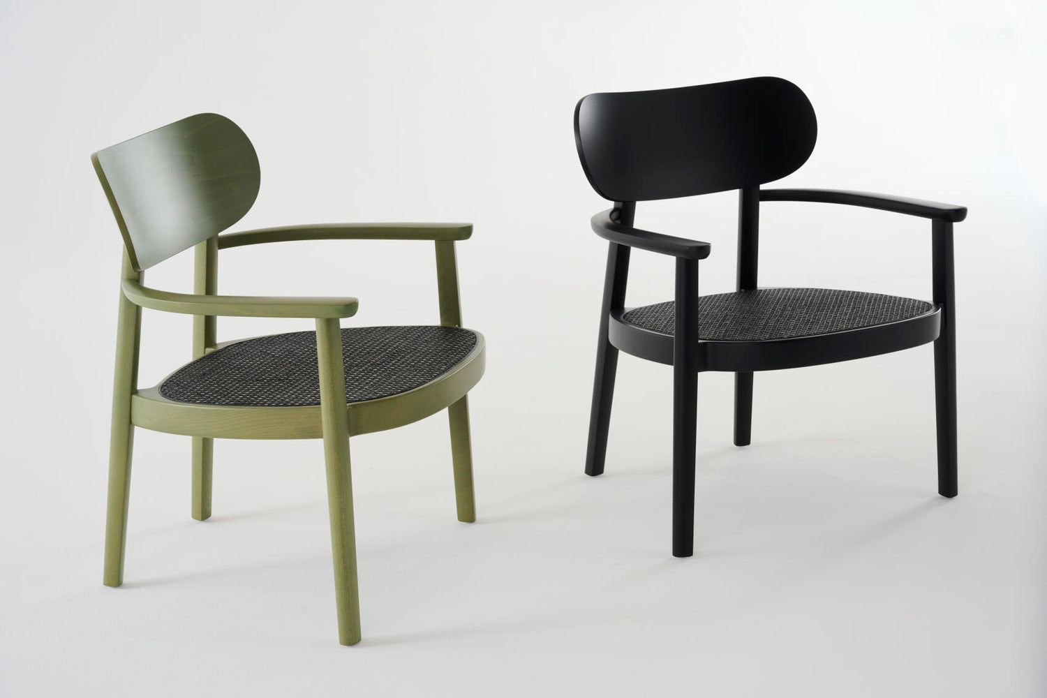 119 F lænestol fra Thonet