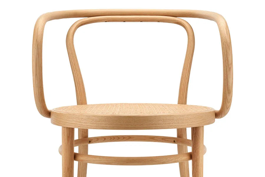 209 Armstol, ask fra Thonet