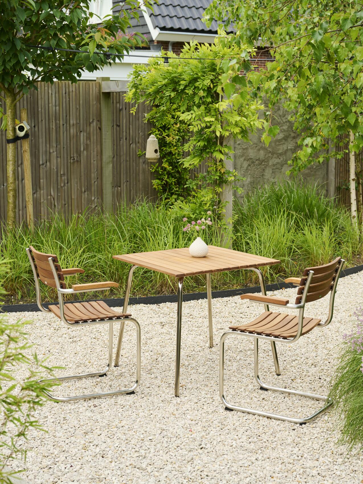 S 40 F Outdoor cantilever chair, med armlæn fra Thonet