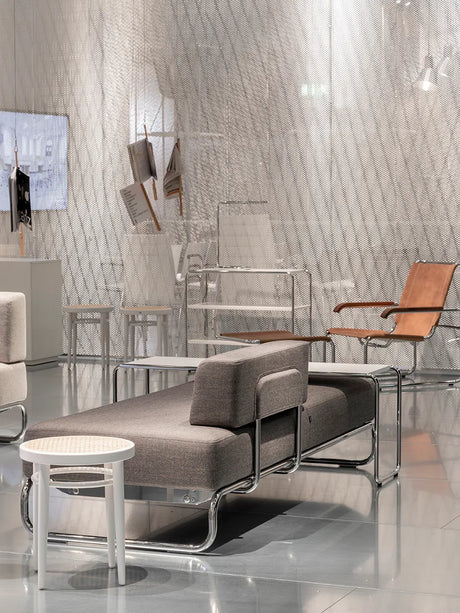 214 RH Skammel, sort fra Thonet - 2 - Jacobsen Plus