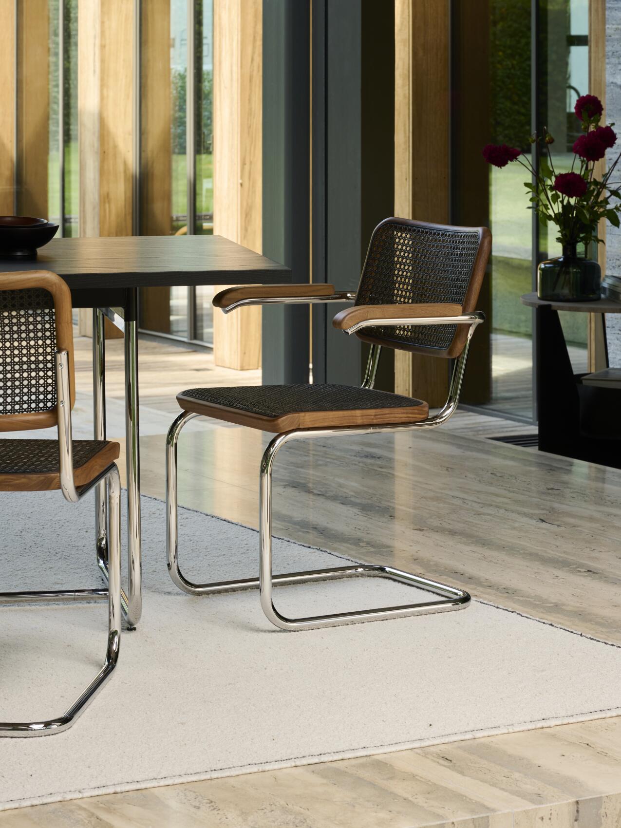 S 64 V Spisebordsstol, Drak Melange fra Thonet