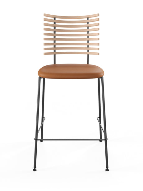 Tiger Barstol, cognac læder fra Naver Collection - Eg hvidolie / Sort pulverlakeret stål - Jacobsen Plus