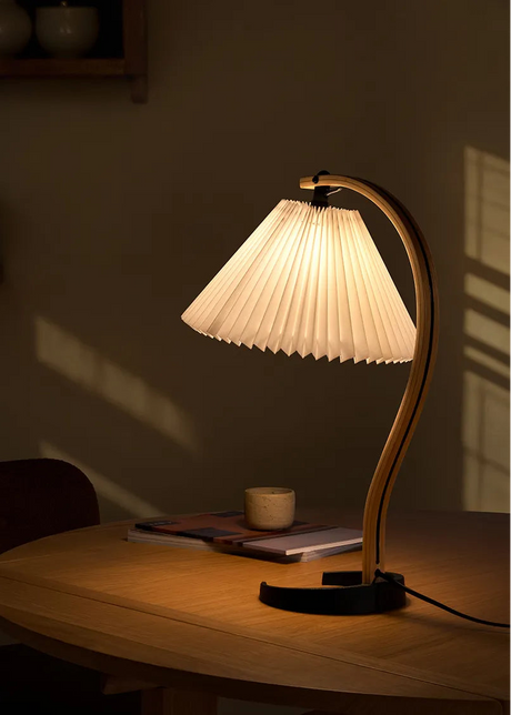 Timberline Table Lamp fra GUBI - 2 - Jacobsen Plus