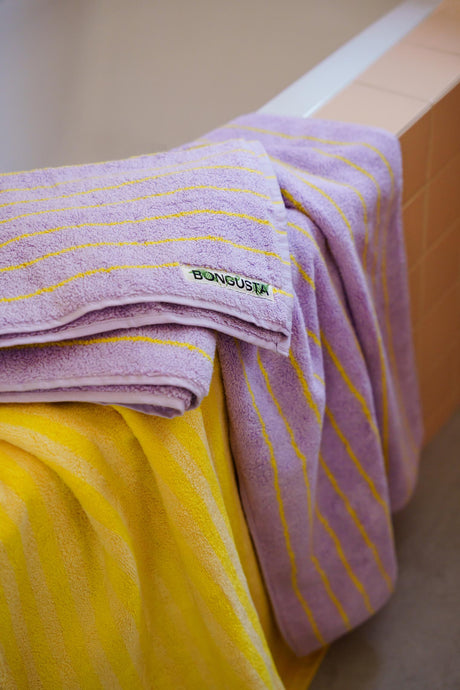 Naram towel - Lilac & Neon yellow fra Bongusta - 30 x 30 cm - Jacobsen Plus