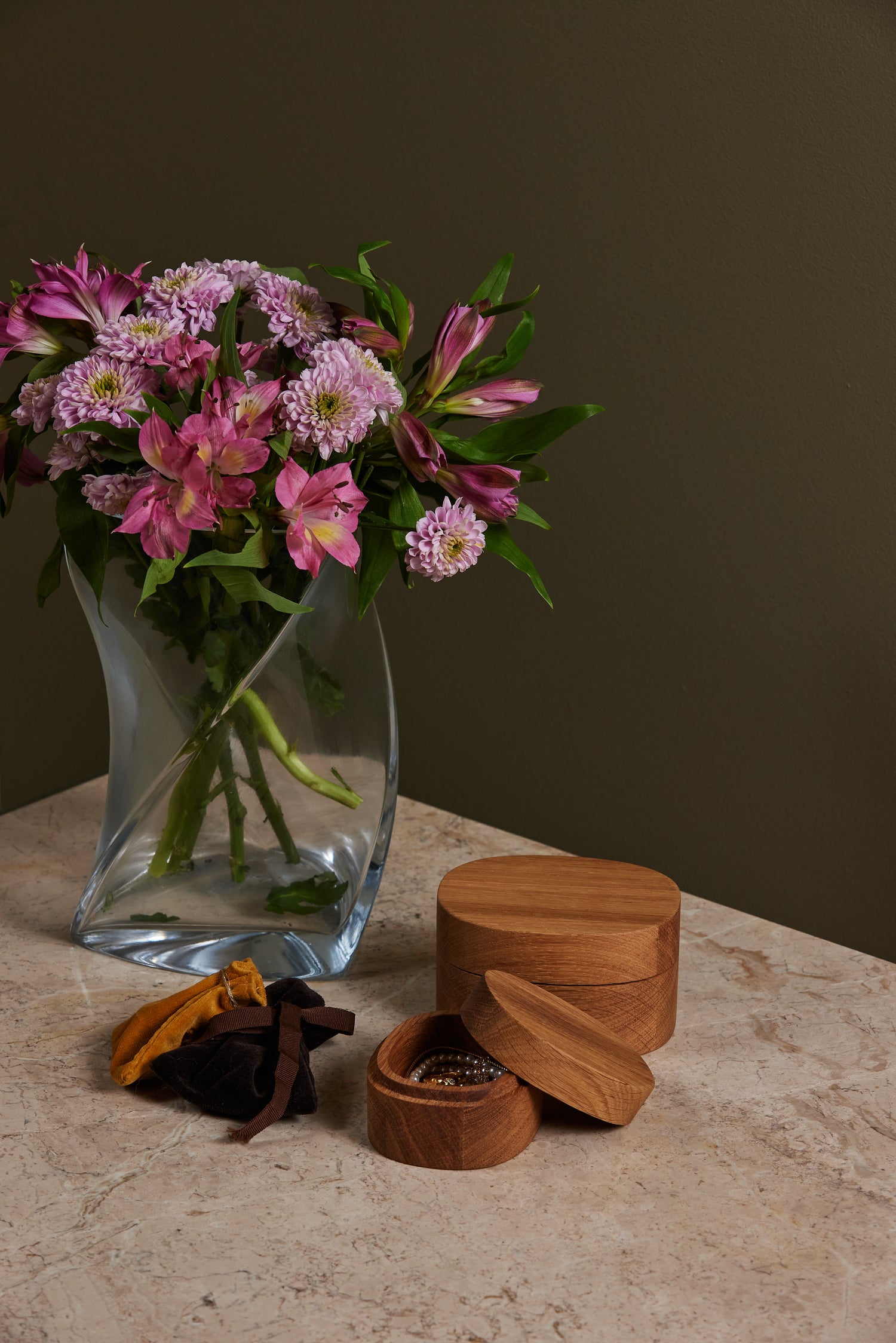 Superelliptisk æske i eg fra Piet Hein