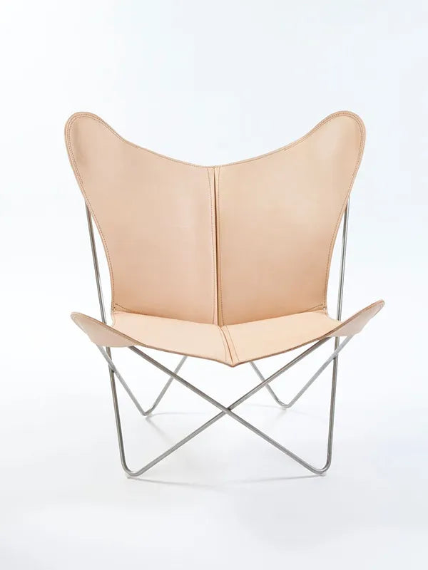 TRIFOLIUM Chair fra OX Denmarq - Blankt / Natur læder - Jacobsen Plus