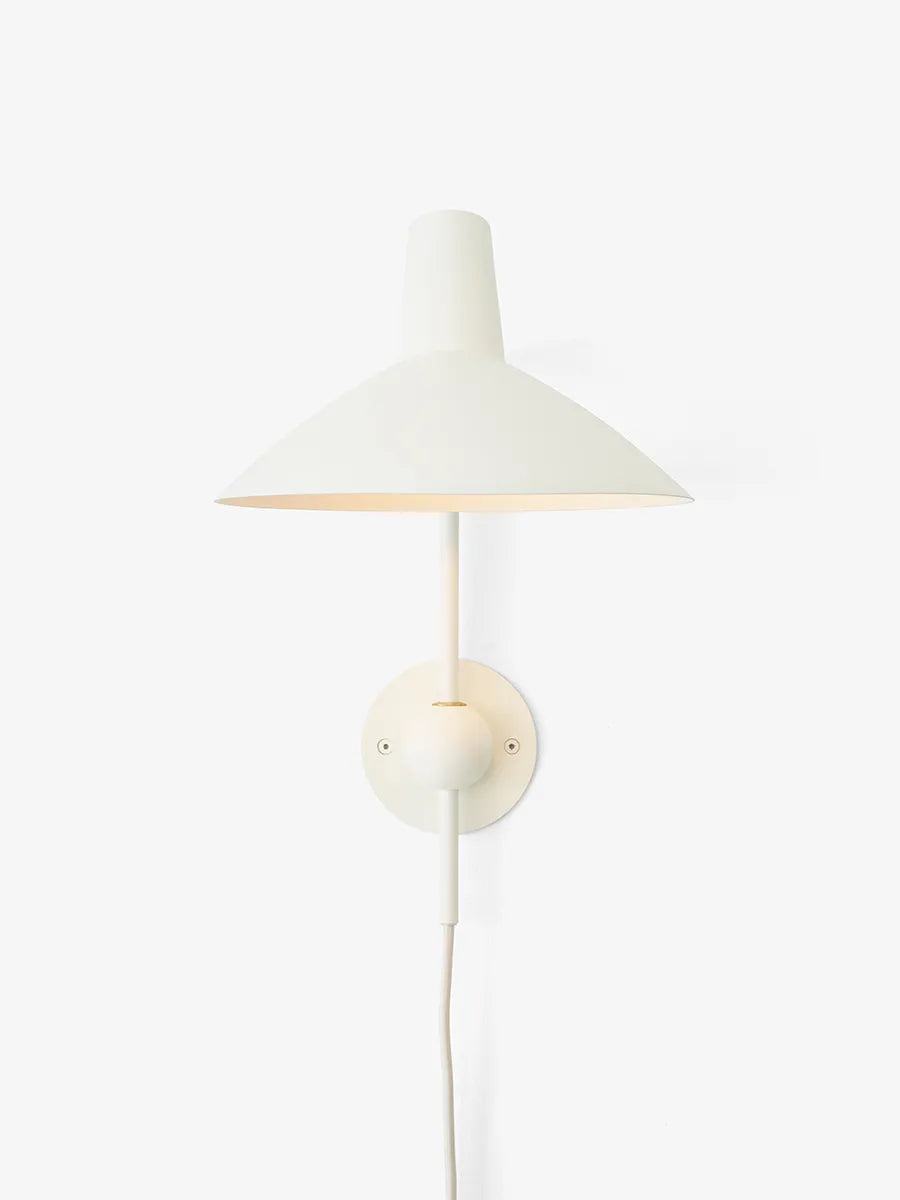 Tripod HM12 Væglampe af Hvidt & Mølgaard