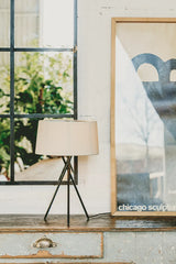 Tripode Bordlampe, diplomatica stripe fra Santa and Cole - 3 - Jacobsen Plus
