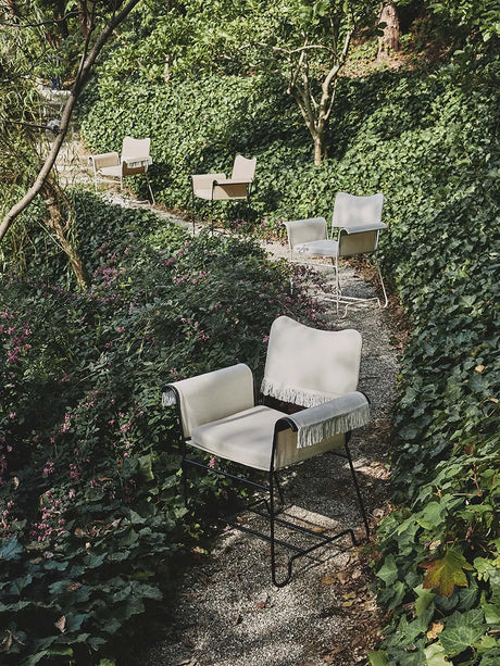 Tropique Outdoor Spisestol m/frynser fra GUBI - Leslie Limonta 06 / Sort - Jacobsen Plus
