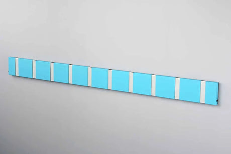 KNAX knagerække med ti knager fra LoCa - Turquoise / Grå knager - Jacobsen Plus