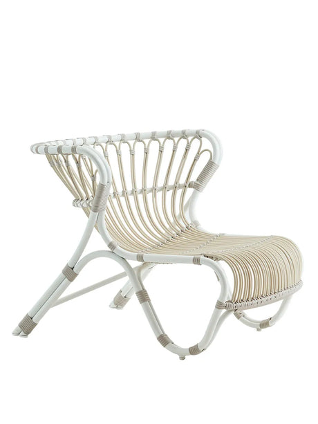 Fox Exterior Lænestol fra Sika-Design - Dove White / A673 - Dark Blue - Jacobsen Plus