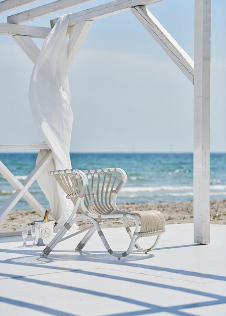 Fox Exterior Lænestol, Dove White fra Sika-Design - 1 - Jacobsen Plus