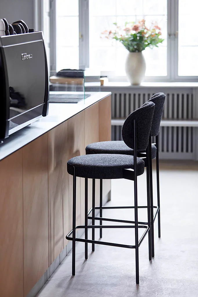 Serie 430 barstol, sort af Verner Panton - 12 - Jacobsen Plus