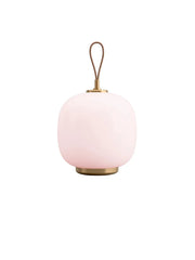 VL45 Radiohus Portable Lamp, pale rose fra Louis Poulsen