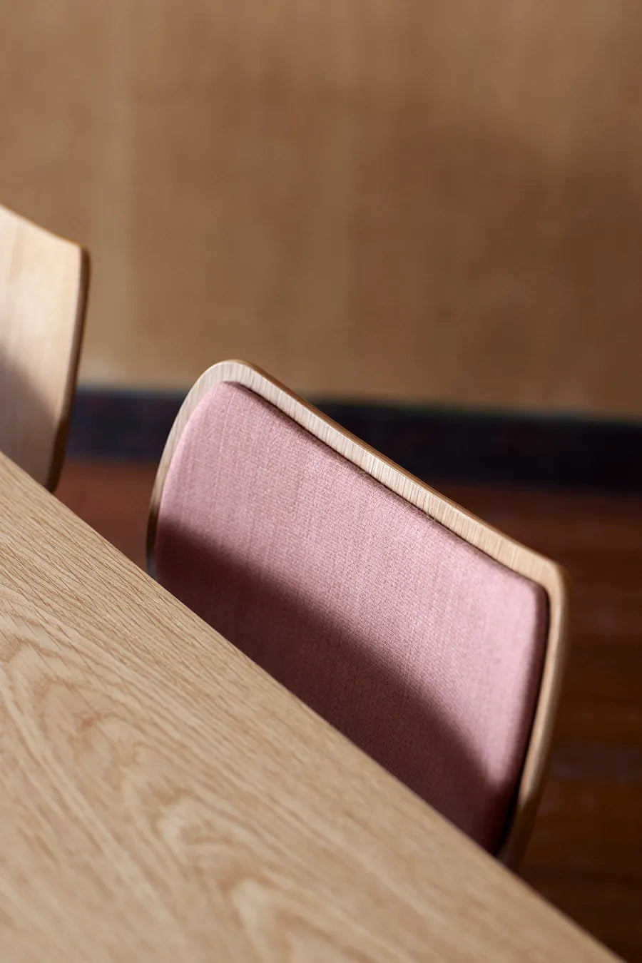 Vega Stol, polstret fra Carl Hansen & Søn