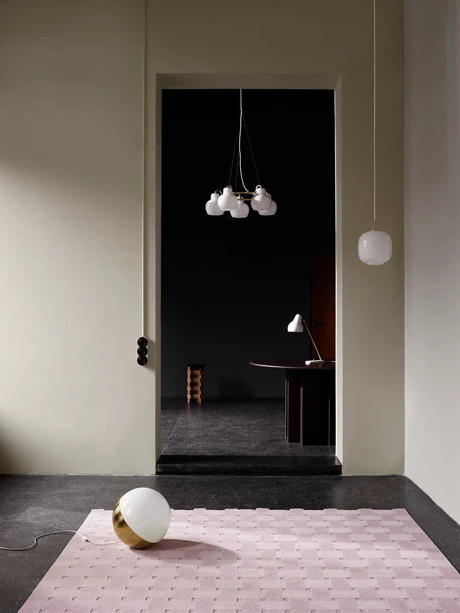 VL Studio bord/gulv fra Louis Poulsen