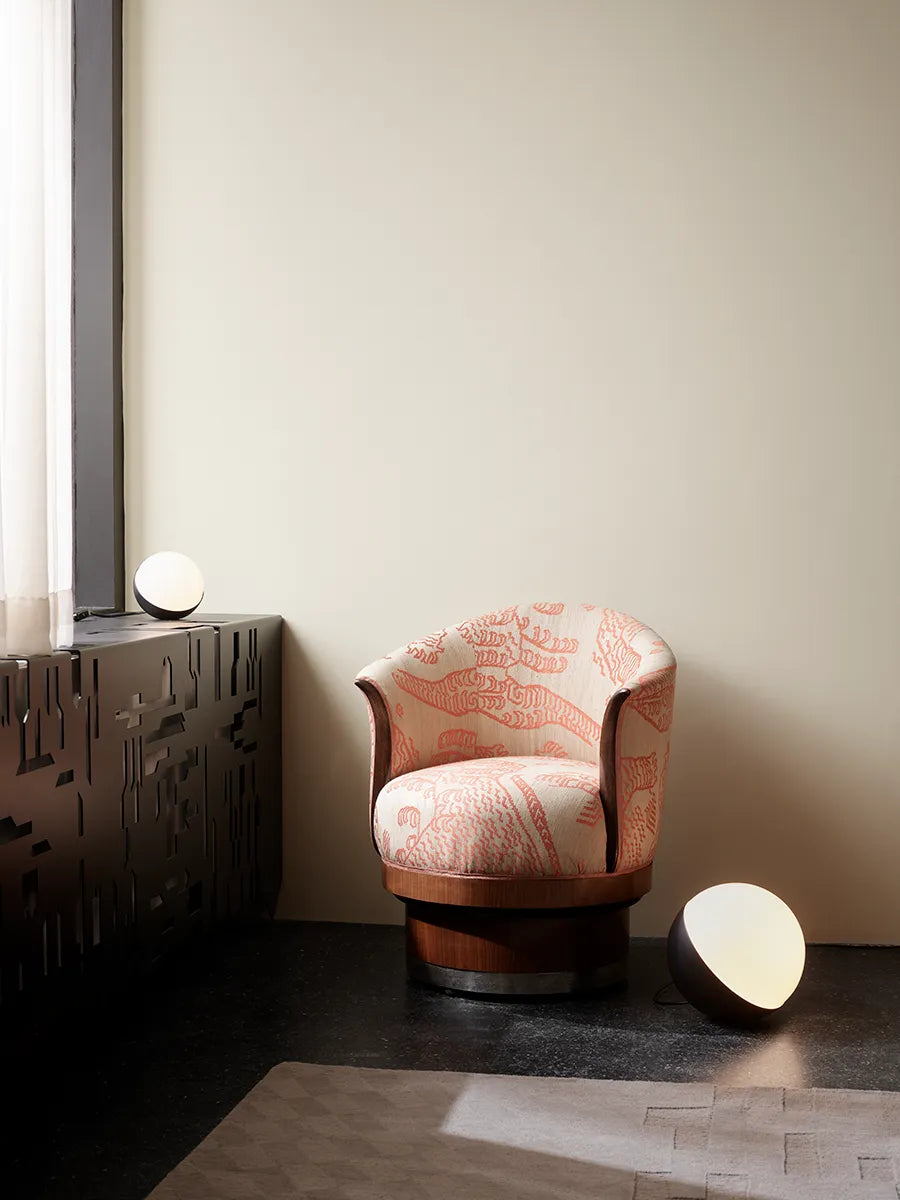 VL Studio bord/gulv fra Louis Poulsen