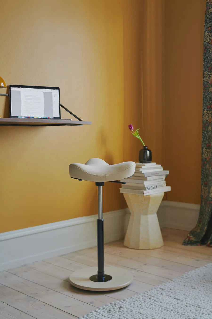 Move Stol, Compact fra Variér