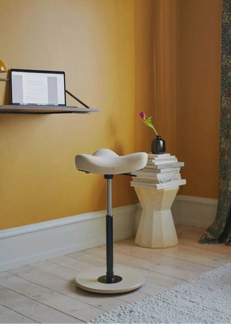 Move Stol, Compact fra Variér - Tonal 60123 / Natural ash - Jacobsen Plus