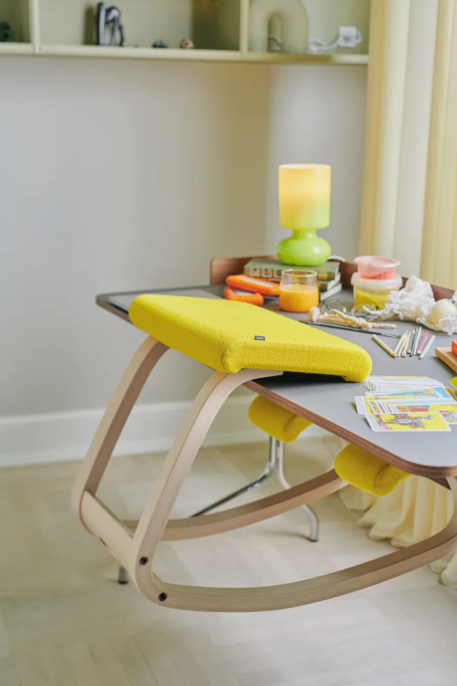 Variable Balans Stol fra Variér natur bøg