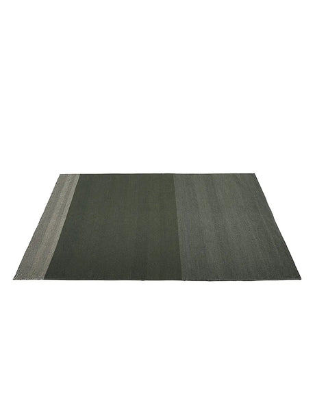 Varjo Tæppe fra Muuto - Dark Green 200 x 300 cm - Jacobsen Plus