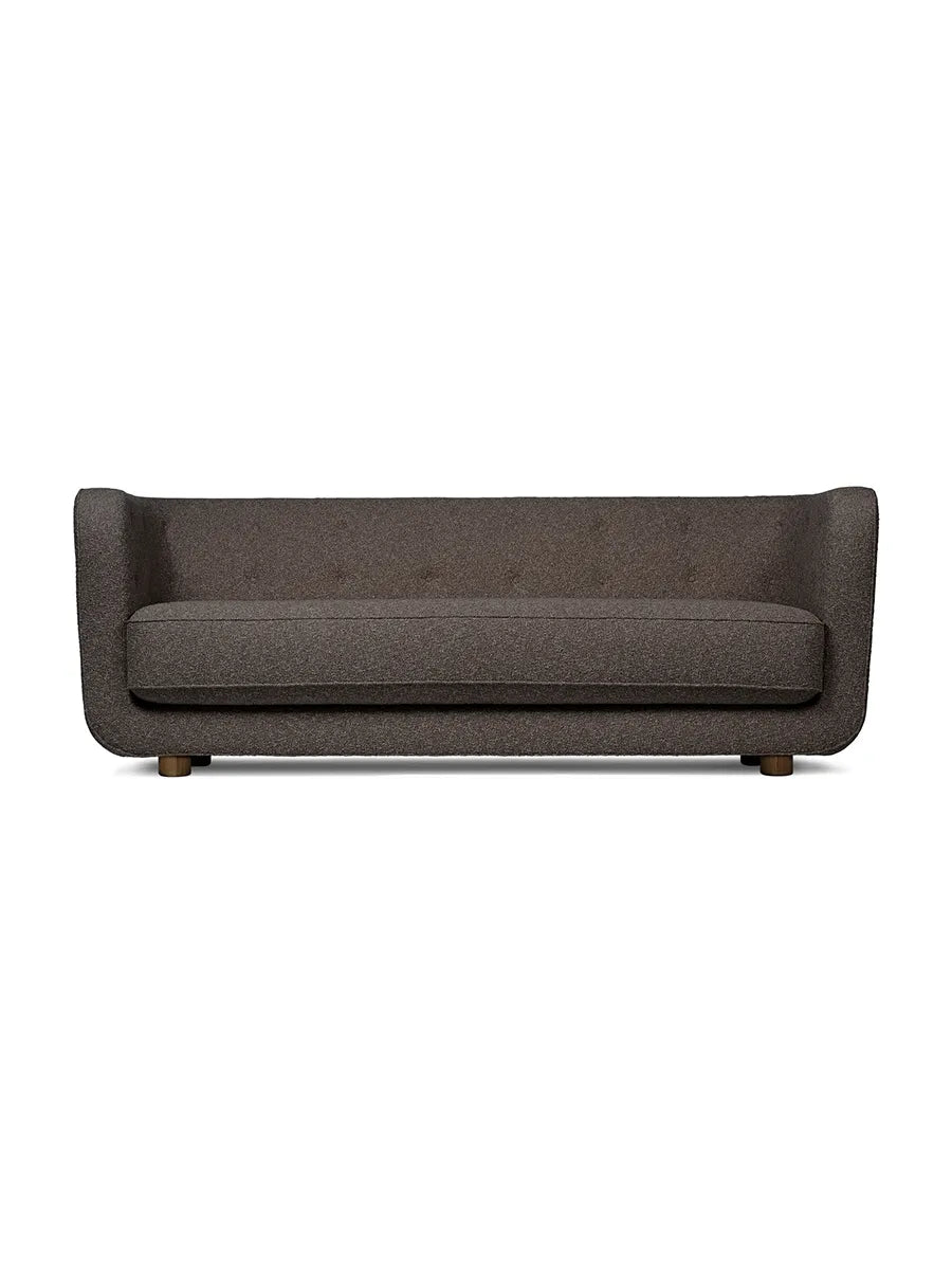 Vilhelm Sofa fra Audo Copenhagen - Stof / Sacho Nara, 003 / Røget eg - Jacobsen Plus