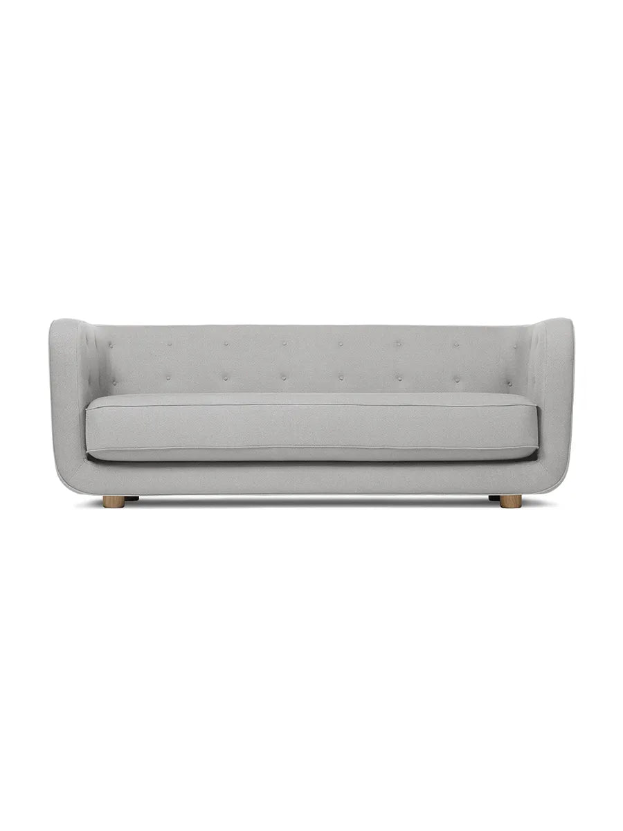 Vilhelm Sofa fra Audo Copenhagen - Stof / Vidar 3, 123 / Røget eg - Jacobsen Plus